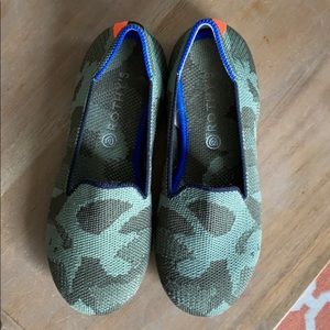 Girls Rothy’s camo flats